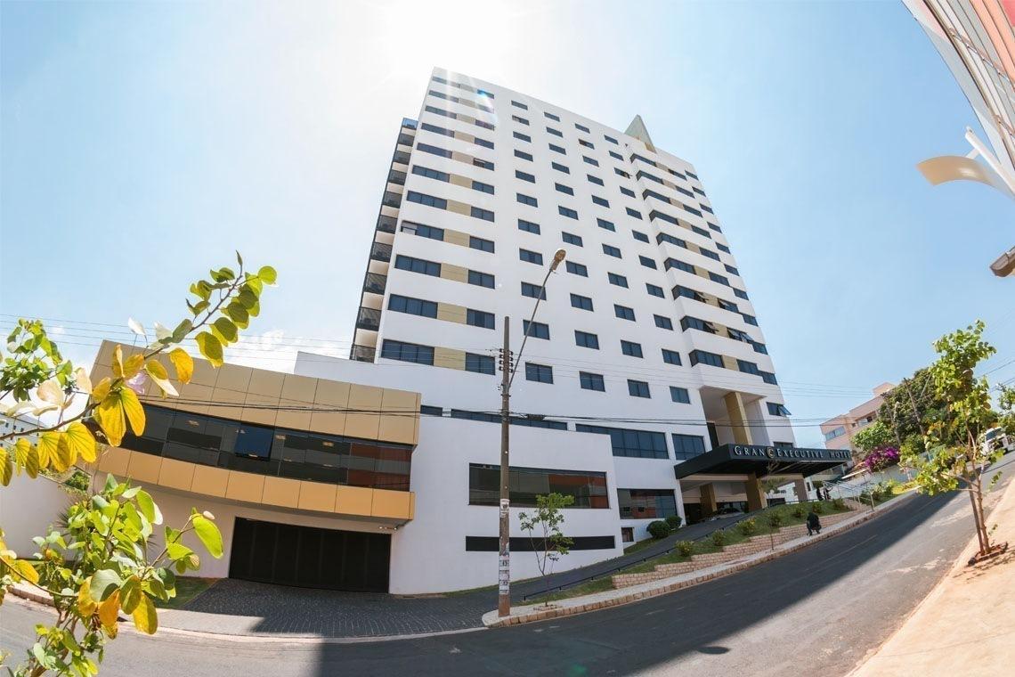 Gran Executive Hotel Uberlândia Exteriör bild